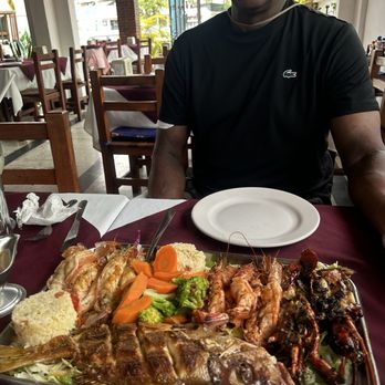 Santos Mariscos Seefood - Seafood Near Me - Puerto Vallarta, JAL