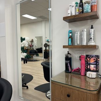 The Mane Element - Hair Salons Near Me - Lombard, Illinois The Mane Element - Hair Salons Near Me - Lombard, Illinois