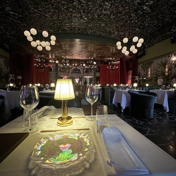 Calle Dragones - Cuban Near Me - Miami, Florida Calle Dragones - Cuban Near Me - Miami, Florida
