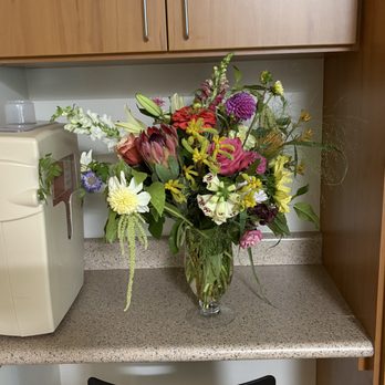 Adela Floral - Natalie's Favorite for $269 plus deliver and tip. - Florists Near Me - Durango, Colorado Adela Floral - Natalie's Favorite for $269 plus deliver and tip. - Florists Near Me - Durango, Colorado