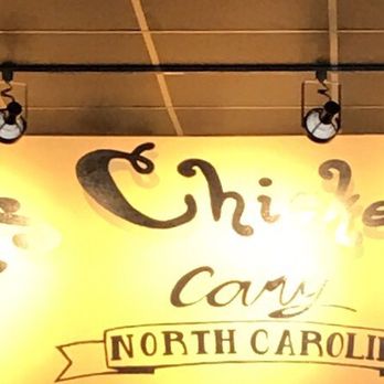 Dame's Chicken and Waffles - Dining area - New American Near Me - Cary, North Carolina