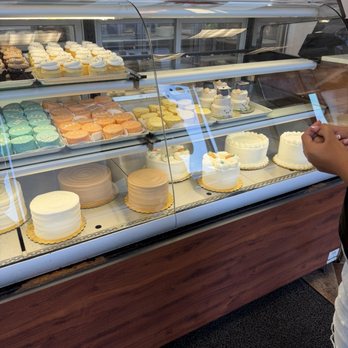 Butter + Cream Bakery - Bakeries Near Me - Los Alamitos, California