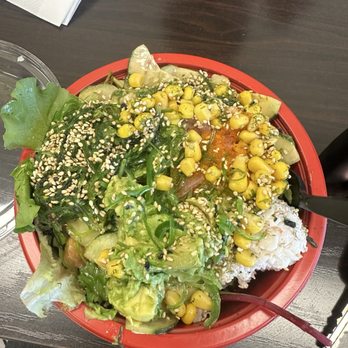 Poki Yaki - Regular Poke Bowl w/ Salmon & Tuna; Spring Mix Salad & White Rice - Japanese Near Me - Buena Park, California Poki Yaki - Regular Poke Bowl w/ Salmon & Tuna; Spring Mix Salad & White Rice - Japanese Near Me - Buena Park, California