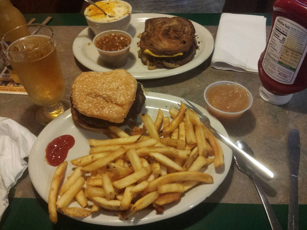 BOB’S 19TH HOLE 15 Photos & 47 Reviews Bars 26582 US Highway 20