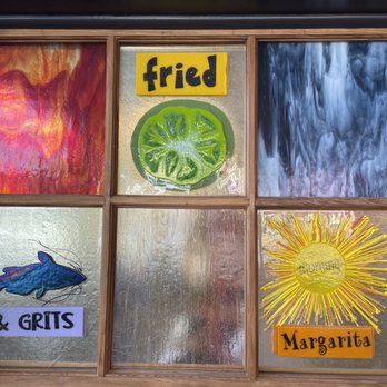 Ruby Sunshine Nashville - Indoor decor - Breakfast & Brunch Near Me - Nashville, Tennessee