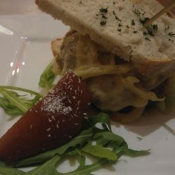 Stolp Sport Restaurant - Stolp burger: local favourite