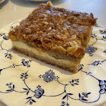 Keeper Coffee - Apple crumble cheese cake - Coffee & Tea Near Me - Portland, Oregon