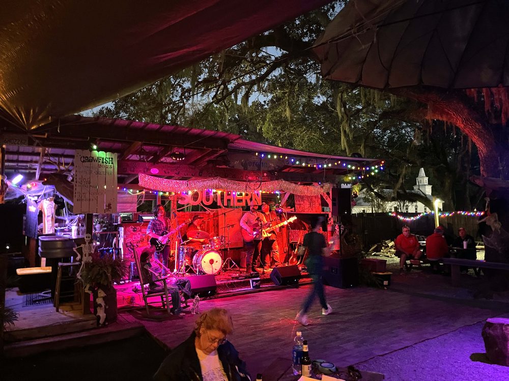 Captain Stan's Smokehouse Logo