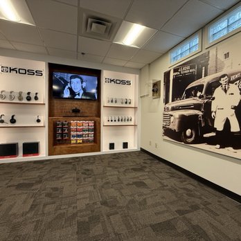 Koss Stereophones - Electronics Near Me - Milwaukee, Wisconsin Koss Stereophones - Electronics Near Me - Milwaukee, Wisconsin