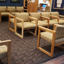 Fine, Hoffman & Sims - Don't sit in their empty lobby they will ask you to leave, what a joke of a business.
