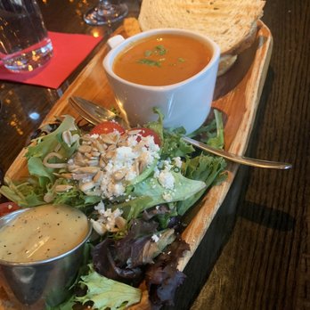 Screwtop Wine Bar - Wine Bars Near Me - Arlington, Virginia