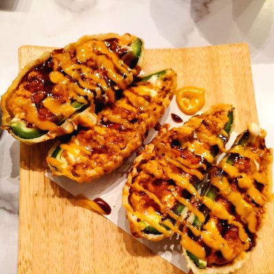 Hinata Sushi Bar &Grill by null