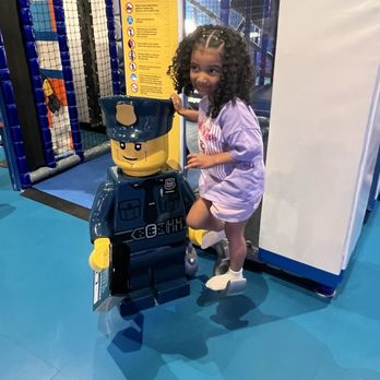 LEGO Discovery Center - Kids Activities Near Me - Springfield, Virginia
