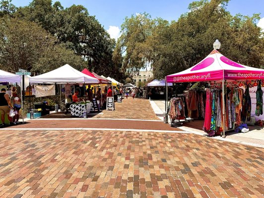 Winter Garden Downtown Pavilion and Farmers Market by null