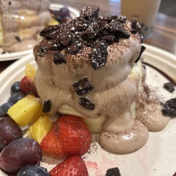 Motto Tea Cafe - Nutellamisu Mousse Souffle Pancakes - Desserts Near Me - Pasadena, California