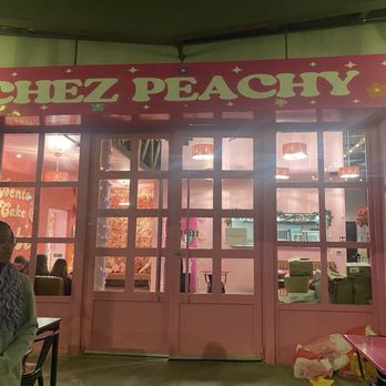 Chez Peachy - Custom Cakes Near Me - Tucson, Arizona Chez Peachy - Custom Cakes Near Me - Tucson, Arizona
