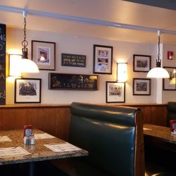 Ryan's Pub - Downstairs seating area