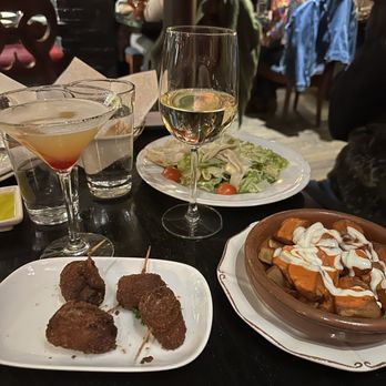 Bodega Spanish Tapas & Lounge - Patatas Bravas - Tapas Bars Near Me - Washington, DC, District of Columbia Bodega Spanish Tapas & Lounge - Patatas Bravas - Tapas Bars Near Me - Washington, DC, District of Columbia