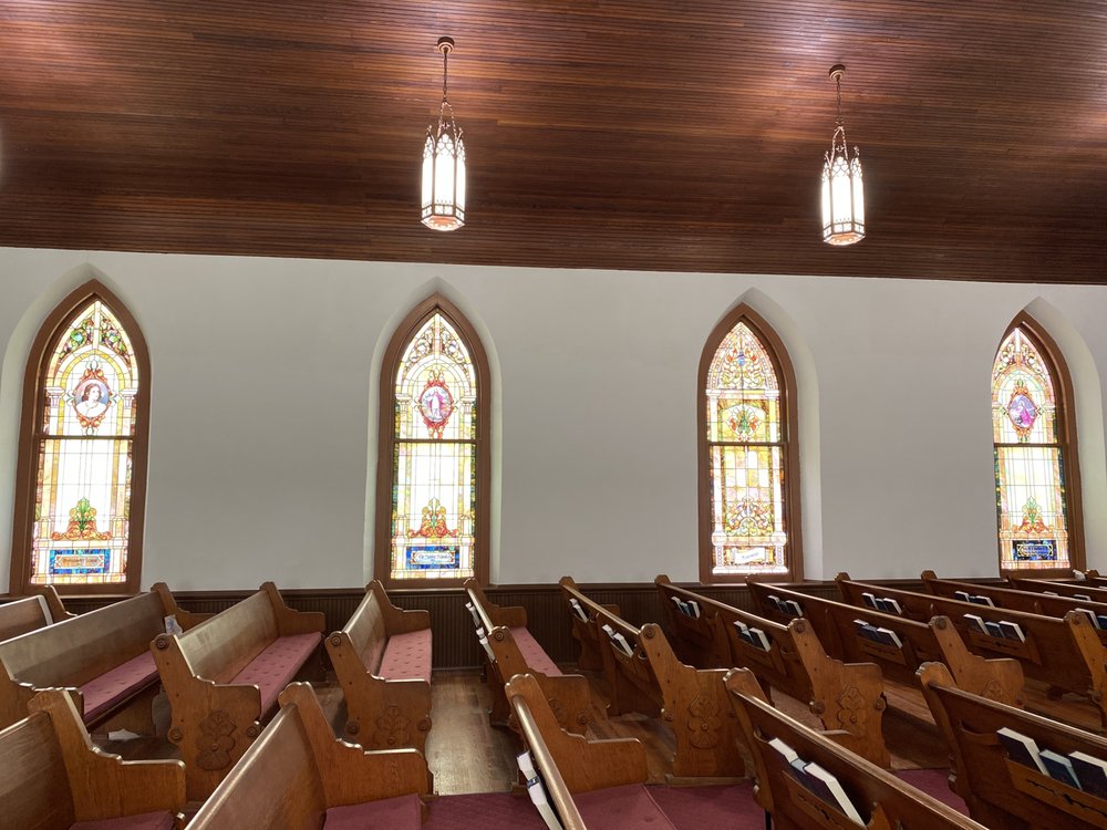 FIRST PRESBYTERIAN CHURCH Updated September 2024 13 Photos 703 S