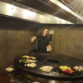 BD's Mongolian Grill - Mongolian Near Me - Bolingbrook, Illinois