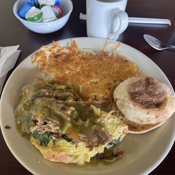 The Crowned Egg - Texas omelette - Breakfast & Brunch Near Me - Gilbert, Arizona The Crowned Egg - Texas omelette - Breakfast & Brunch Near Me - Gilbert, Arizona