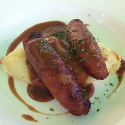 Trout Bar - $10 lunch special - bangers & mash