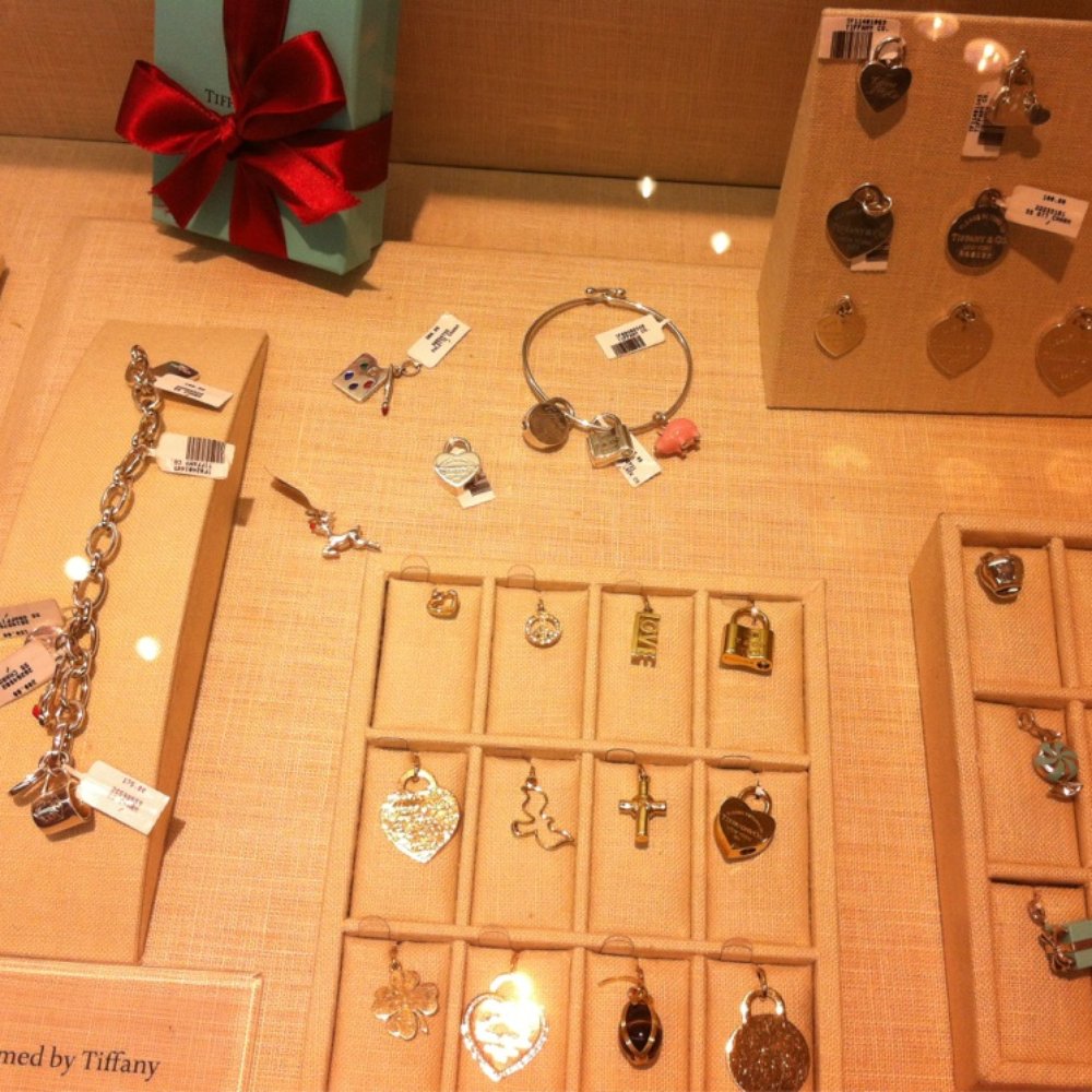 Tiffany & Co. - Jewelry Near Me - San Juan, Puerto Rico
