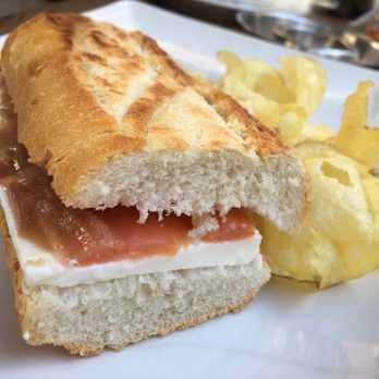 Levíes - Tapas Bars Near Me - Seville, SE