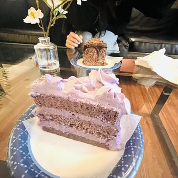 Look Up Dessert Cafe - Ube Cake - Ice Cream & Frozen Yogurt Near Me - Chesapeake, Virginia