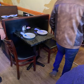 Mama Nina's - Look how close foot traffic comes! - Italian Near Me - Bethlehem, Pennsylvania Mama Nina's - Look how close foot traffic comes! - Italian Near Me - Bethlehem, Pennsylvania