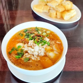 DK Cuisine - Banh canh with Chinese donuts - Vietnamese Near Me - Westminster , California