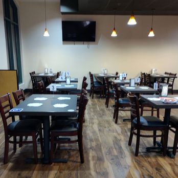 Su Su Sushi - Partial view of the dining area - Sushi Bars Near Me - San Diego, California Su Su Sushi - Partial view of the dining area - Sushi Bars Near Me - San Diego, California
