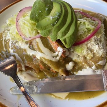 Amano - Enchiladas Verdes - Cocktail Bars Near Me - Caldwell, Idaho