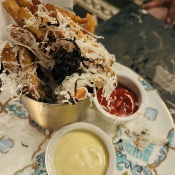 Peacock Room - Truffle fries - Beer, Wine & Spirits Near Me - New Orleans, Louisiana Peacock Room - Truffle fries - Beer, Wine & Spirits Near Me - New Orleans, Louisiana