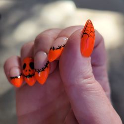 Bliss Nails