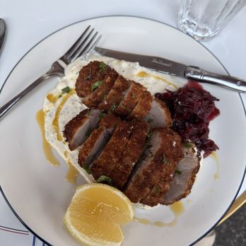 Fete - Amazing breaded pork loin! - New American Near Me - Honolulu, Hawaii