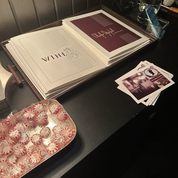 Charlie Martin's - Supper Clubs Near Me - Chicago, Illinois