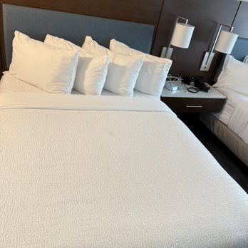 EVEN Hotel Alpharetta - Avalon Area - Hotels Near Me - Alpharetta, Georgia