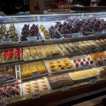 Omonia Cafe - Bakeries Near Me - Astoria, New York