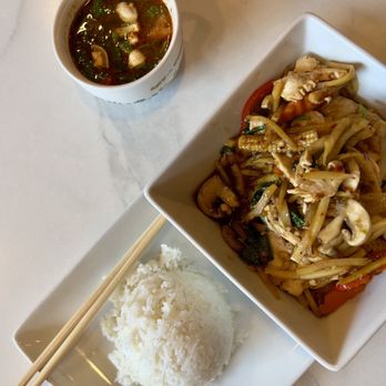 Thai Lotus Kitchen - Thai basil chicken lunch with Tom yum soup - Thai Near Me - Dallas, Texas Thai Lotus Kitchen - Thai basil chicken lunch with Tom yum soup - Thai Near Me - Dallas, Texas