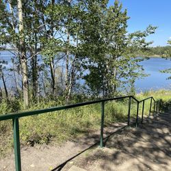 Astotin Lake Campground - Trail