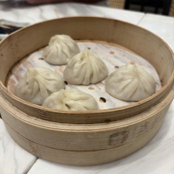 Supreme Dumplings - Shanghainese Near Me - Honolulu, Hawaii Supreme Dumplings - Shanghainese Near Me - Honolulu, Hawaii