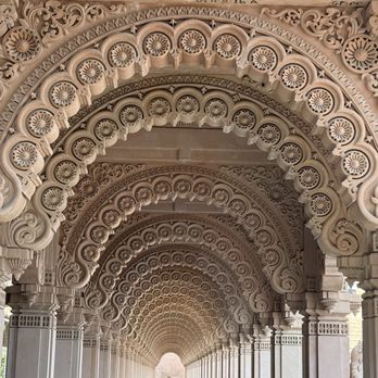 BAPS Swaminarayan Akshardham - Hindu Temples Near Me - Robbinsville, New Jersey