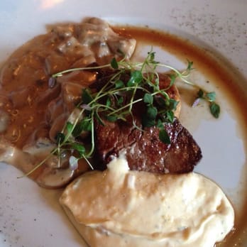 Restaurang Bullen - beef and pork with bernaise and mushroom sauce - Pubs Near Me - Malmö, M Restaurang Bullen - beef and pork with bernaise and mushroom sauce - Pubs Near Me - Malmö, M