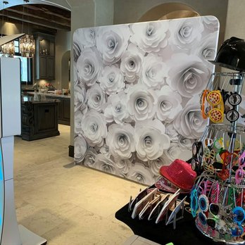 Hullabaloo Photo Booth - Photo Booth Rentals Near Me Hullabaloo Photo Booth - Photo Booth Rentals Near Me