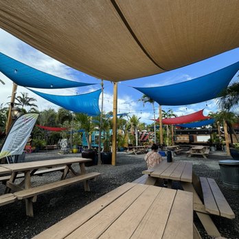 Sweet Hula - Oasis food trucks area - Acai Bowls Near Me - Kihei , Hawaii