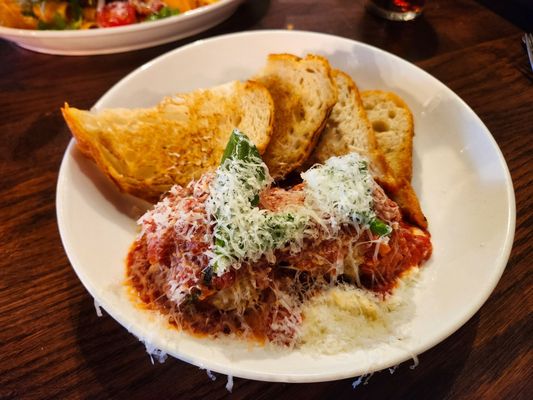 Davanti Enoteca by null