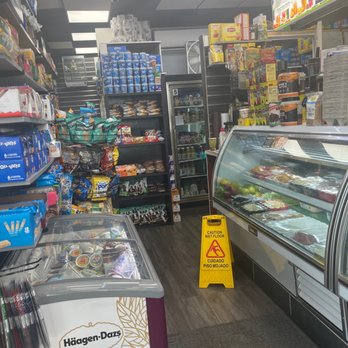 Frozen Lava - Delis Near Me - Brooklyn, New York