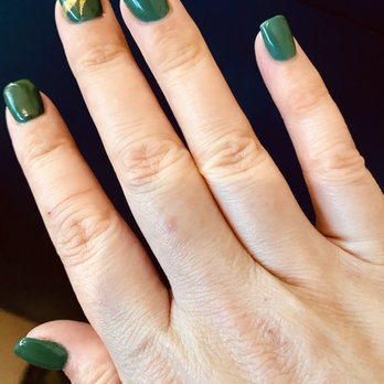 Royal Nails And Day Spa - New year - new Nails! Loving this emerald/hunter green color - Day Spas Near Me - Winter Garden, Florida