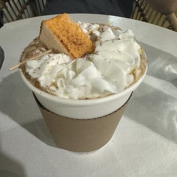 Happy Monday Coffee - Loop - Pumpkin latte with pumpkin marshmallow - Coffee & Tea Near Me - Chicago, Illinois